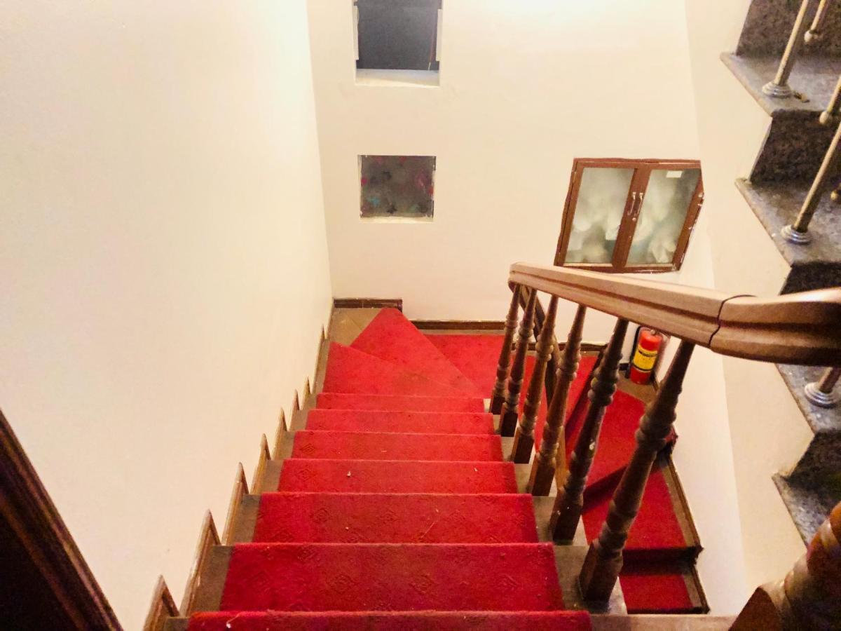 Oyo 1119 Sac Mau Motel Ханой Экстерьер фото
