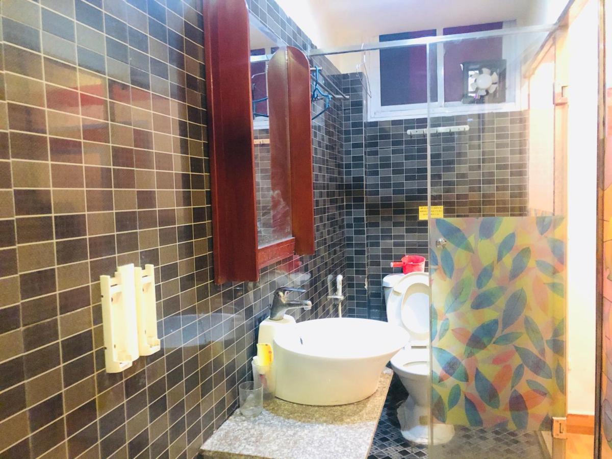 Oyo 1119 Sac Mau Motel Ханой Экстерьер фото